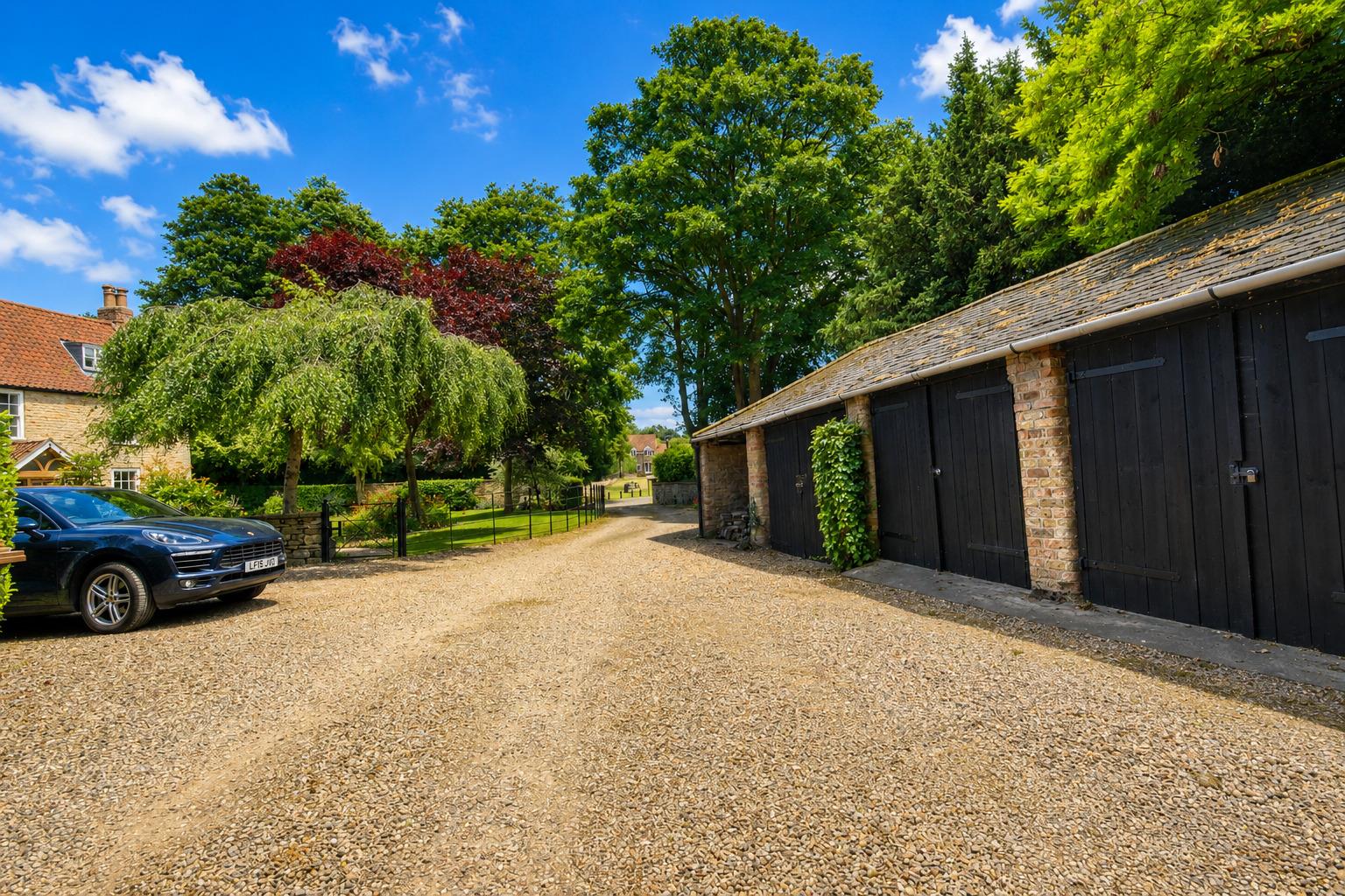 Burrill Lane, Brantingham